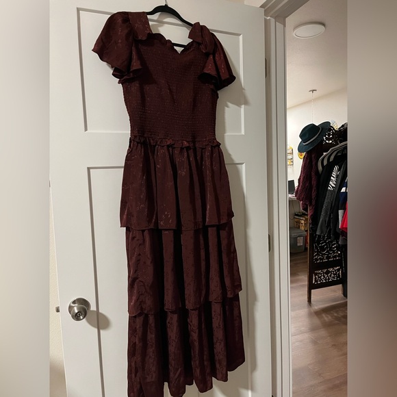 Ivy City Co Burgundy Maxi Dress - Picture 4 of 5